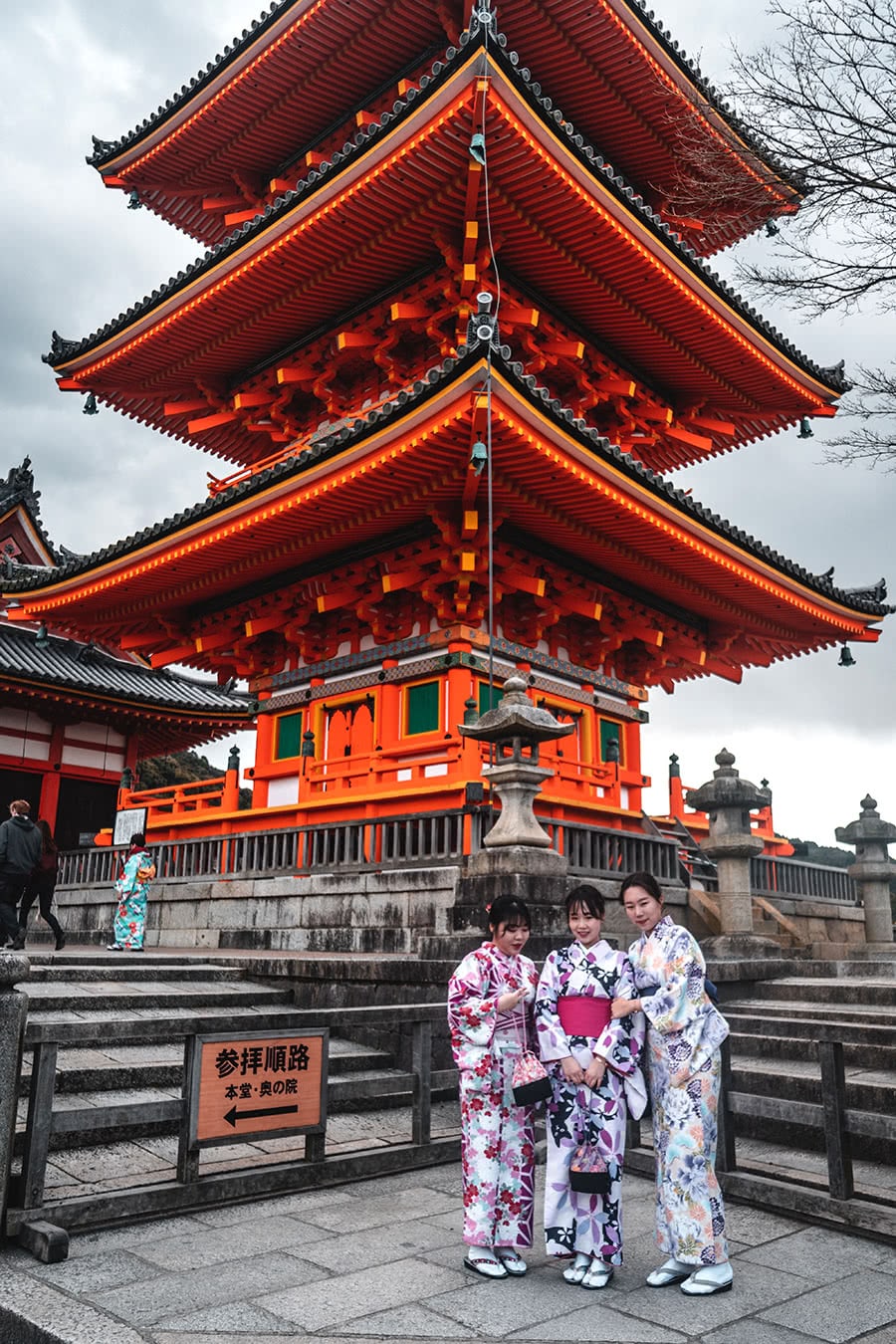 Japanese girls dressed in Kimonos at Kiyomizu-dera Temple in Kyoto, Japan.
