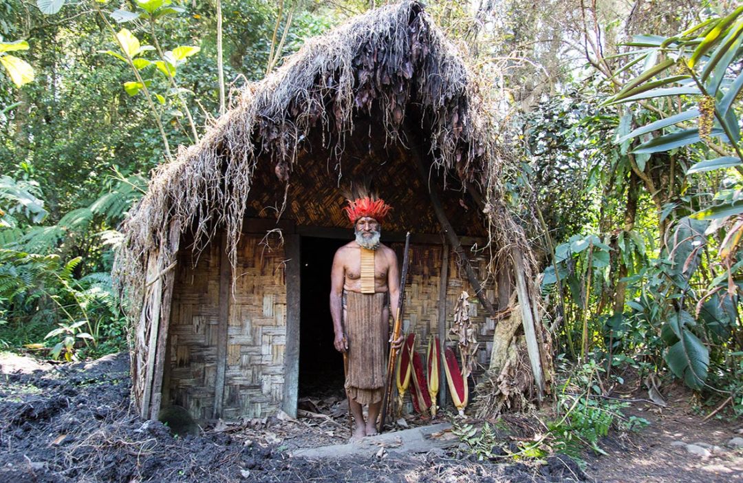 Spirits Of Papua New Guinea Rites And Rituals In Mount Hagen Jay Tindall 