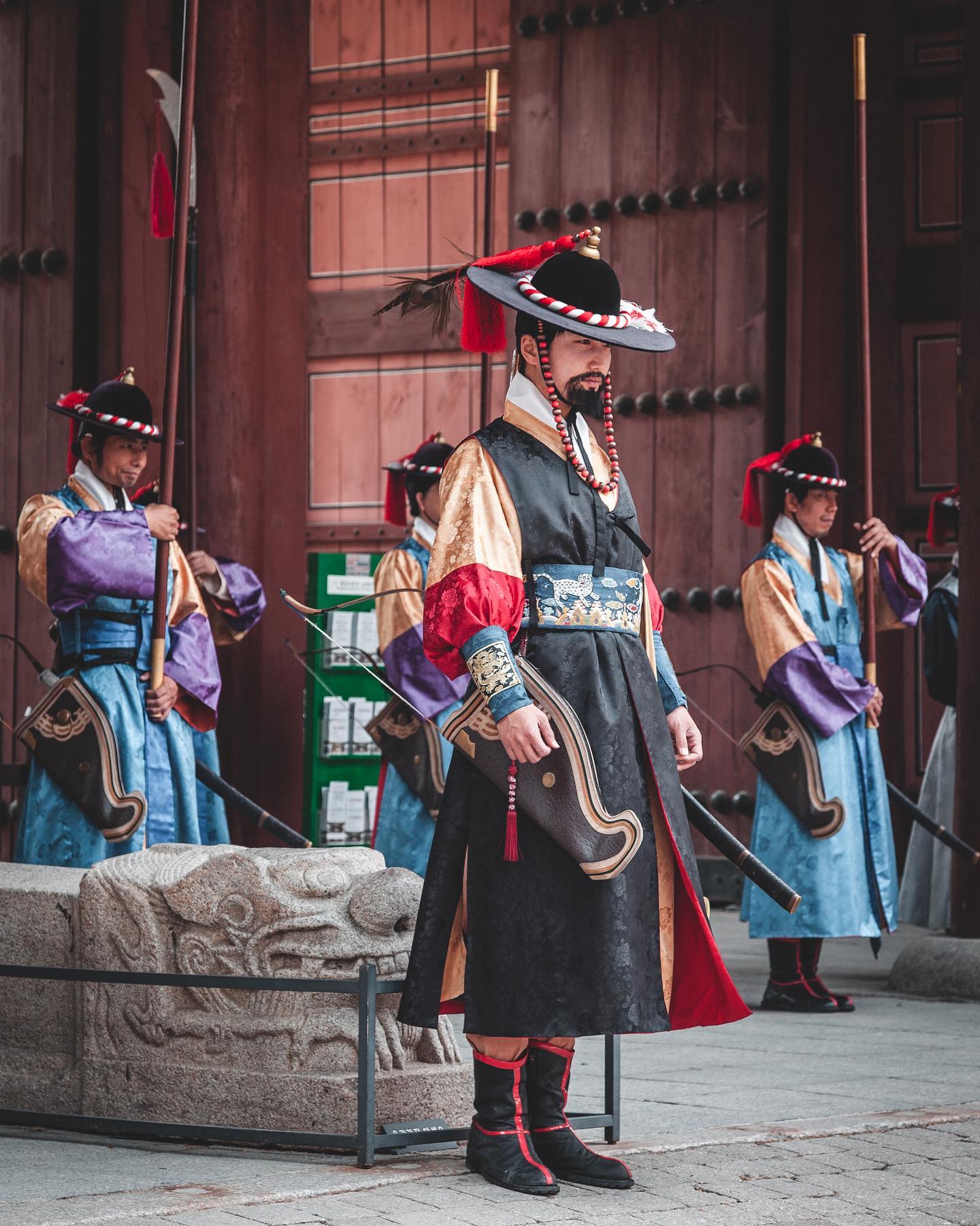 Changing of the guard ceremony at Deoksugung Palace.